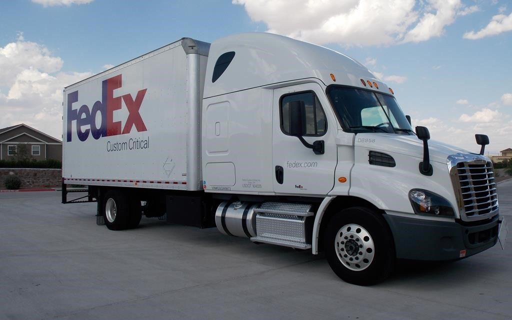 What You Should Know Before Purchasing an Expedite Straight Truck