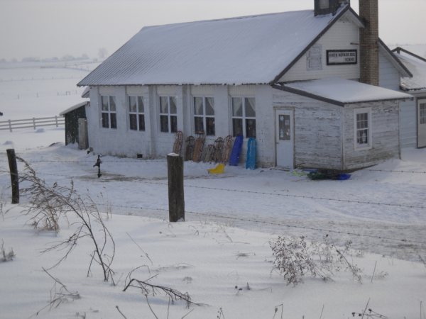 An Amish Winter